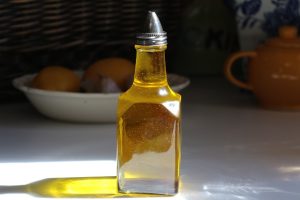 remove sap from the car windshield using any available cooking oil