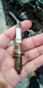 Contaminated by fuel, dust, and other harmful elements, fouled spark plugs deteriorate and diminish the performance of your car.